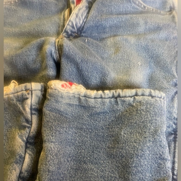Wrangler Rugged Wear Distressed Thrashed Fleece Men’s 30x32” Grunge Denim Jeans - Picture 9 of 13